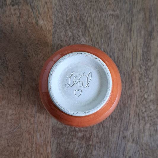 כוס בגוון חמרה