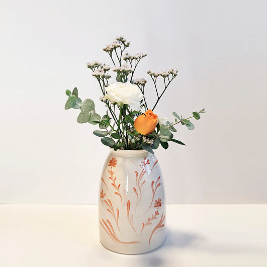 ואזה גדולה עם איורים בגווני כתום - דגם 4